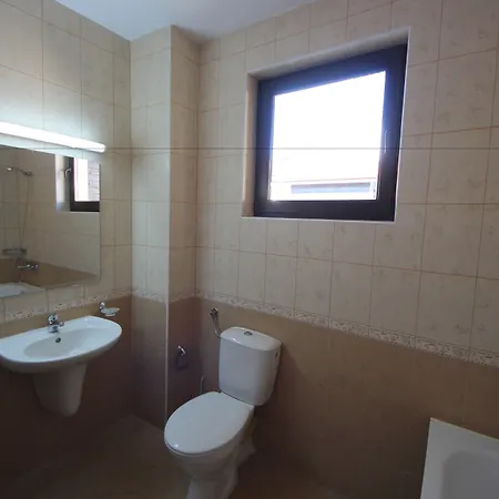 Menada Sunny Hill فيلة