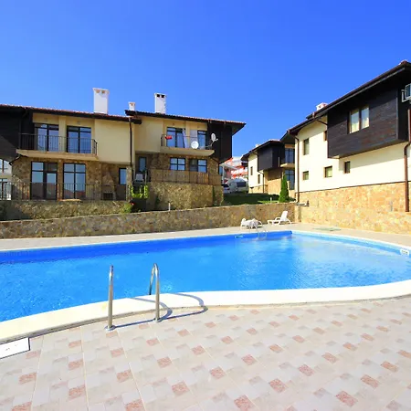 Menada Sunny Hill Kosharitsa